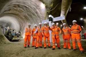 Johnson drop in for Crossrail inspection (by Annabel Cook 来源：blogs.ft.com)